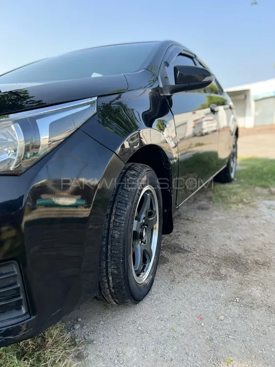 Toyota Corolla 2015 for Sale in Rawalpindi Image-1