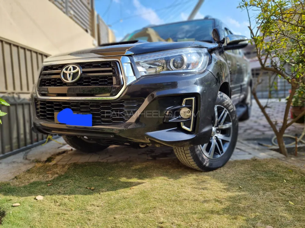 Toyota Hilux 2005 for Sale in Wah cantt Image-1