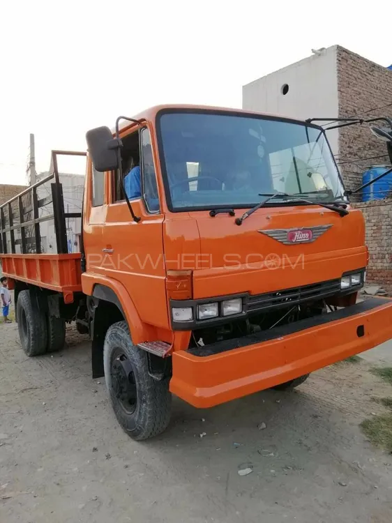 Hino FG1J 1983 for Sale in Dina Image-1