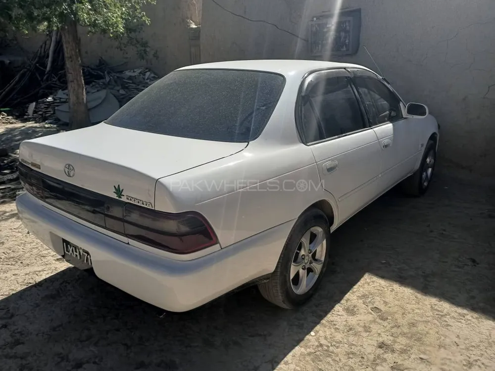 Toyota Corolla 1998 for Sale in Peshawar Image-1