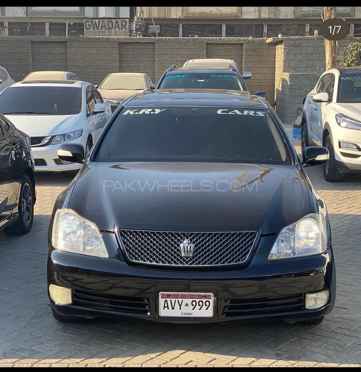 Toyota Crown 2004 for Sale in Karachi Image-1