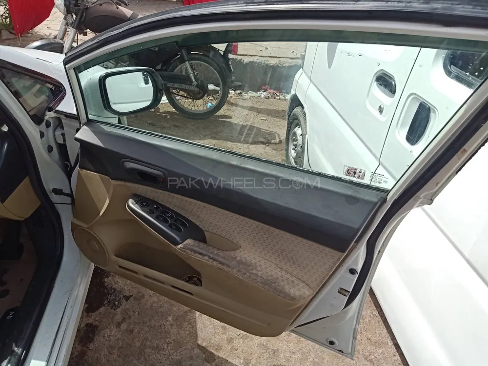 Honda Civic 2007 for Sale in Karachi Image-1