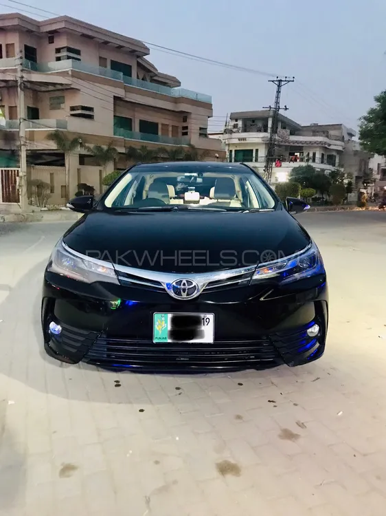 Toyota Corolla 2019 for Sale in Lahore Image-1