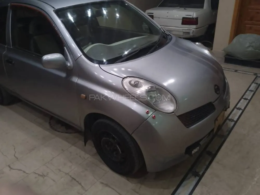Nissan March 2002 for Sale in Islamabad Image-1