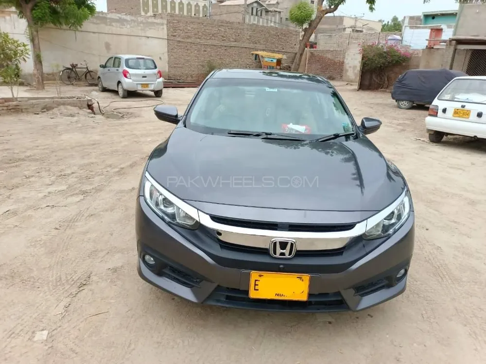 Honda Civic 2018 for Sale in Hyderabad Image-1
