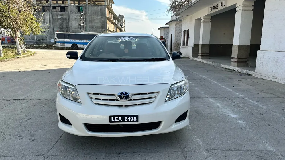 Toyota Corolla 2010 for Sale in Mardan Image-1