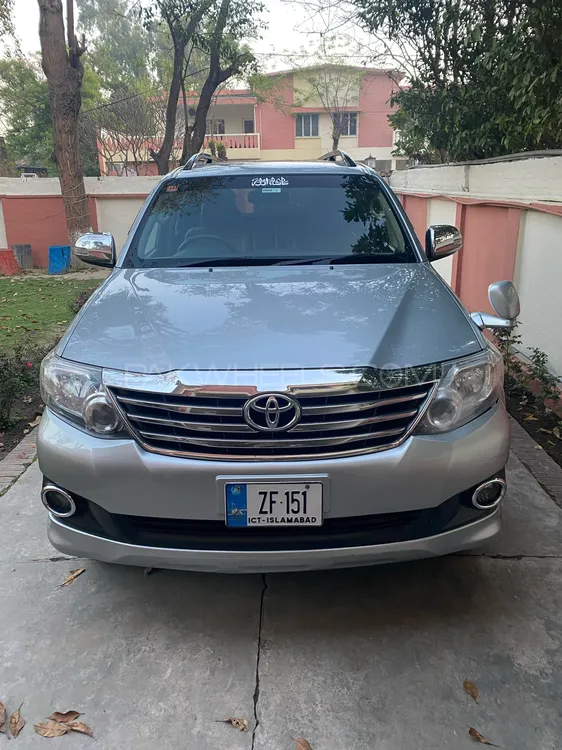 Toyota Fortuner 2013 for Sale in Gujranwala Image-1