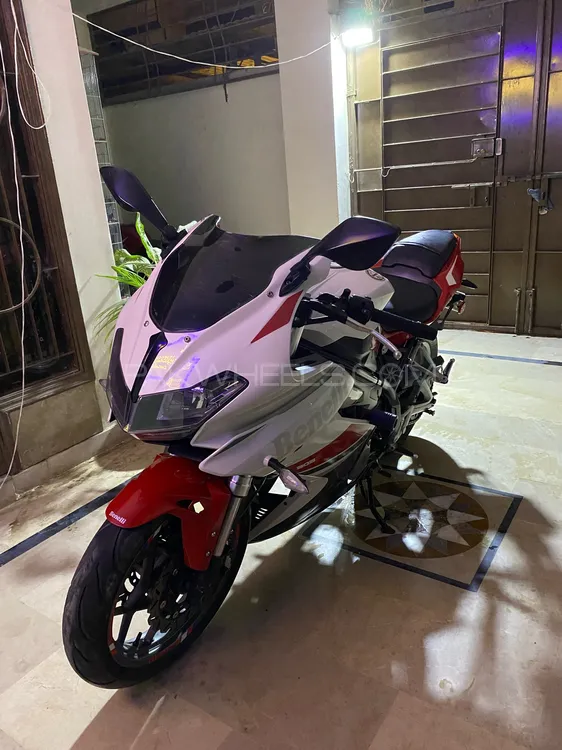 Benelli 302 R 2018 for Sale Image-1