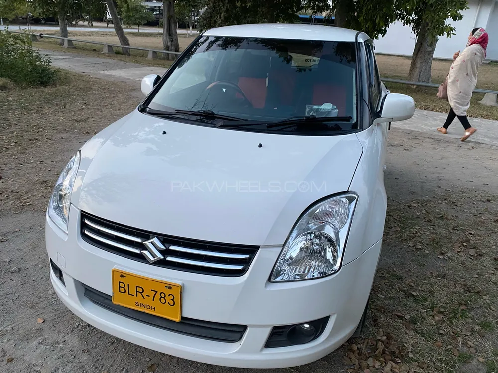 Suzuki Swift 2018 for Sale in Nowshera Image-1