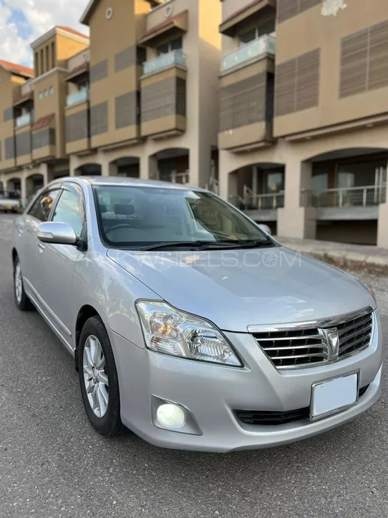 Toyota Premio 2011 for Sale in Islamabad Image-1
