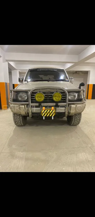 Mitsubishi Pajero 1993 for Sale in Karachi Image-1