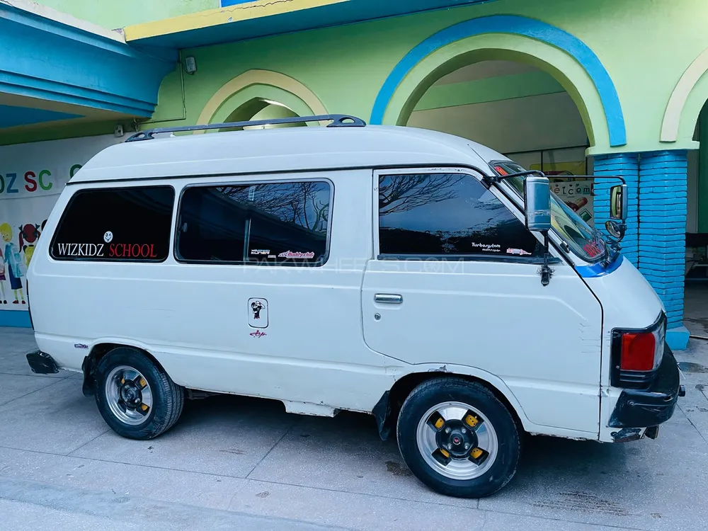 Toyota Town Ace 1986 for Sale in Peshawar Image-1