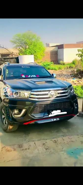 Toyota Hilux 2005 for Sale in Kharian Image-1