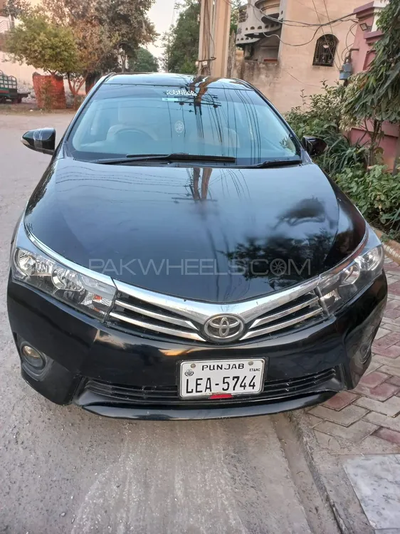 Toyota Corolla 2015 for Sale in Gujranwala Image-1
