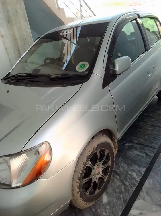 Toyota Platz 2000 for Sale in Taxila Image-1