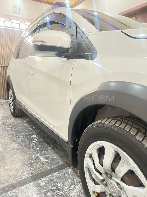Honda BR-V 2017 for Sale in Lahore Image-1