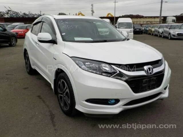 Honda Vezel 2015 for Sale in Gujranwala Image-1