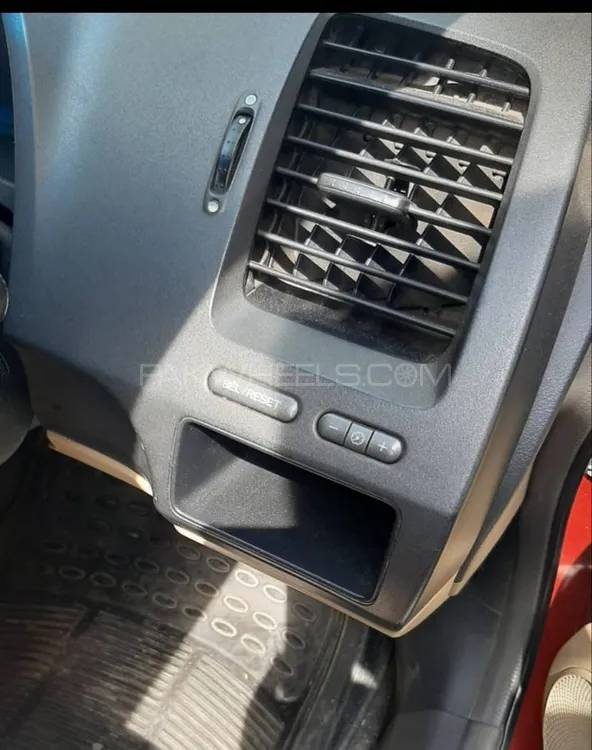 Honda Civic 2012 for Sale in Muzaffar Gargh Image-1