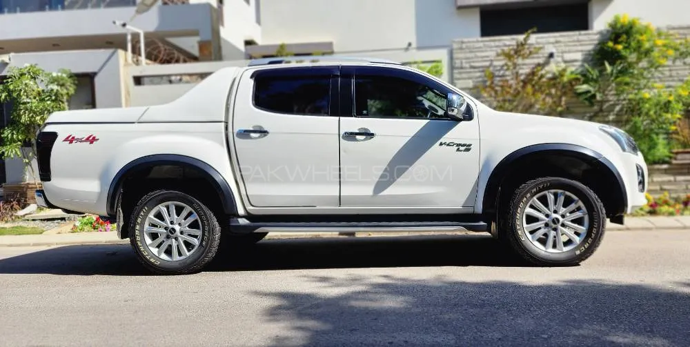 Isuzu D-Max 2021 for Sale in Karachi Image-1