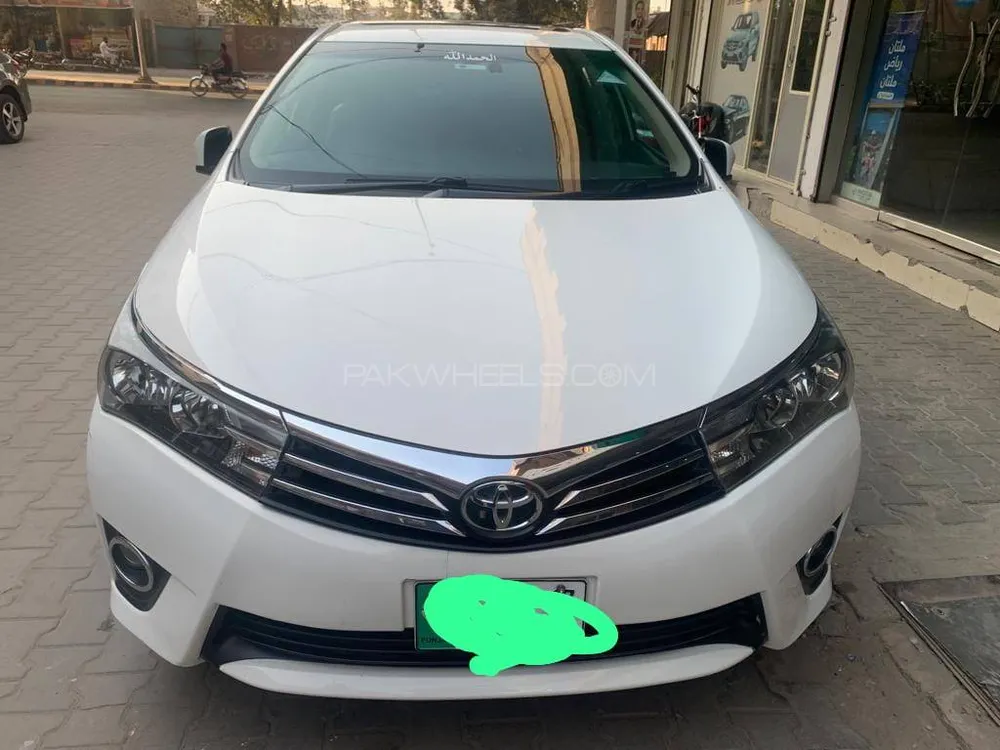 Toyota Corolla 2017 for Sale in Multan Image-1