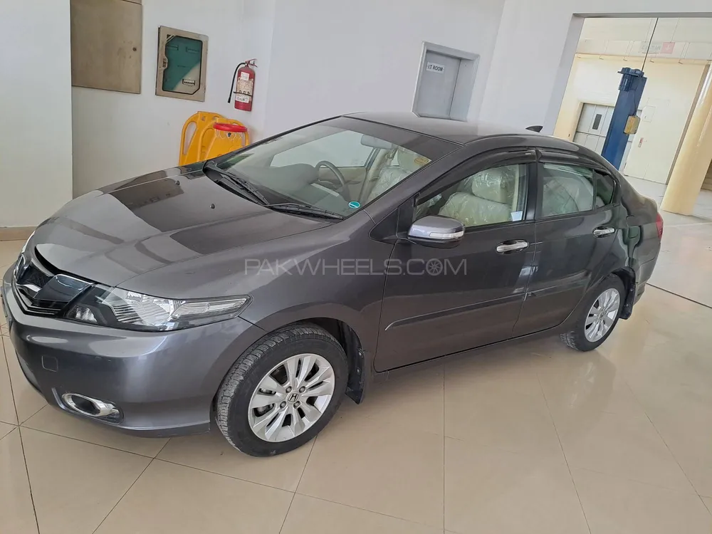 Honda City 2018 for Sale in Faisalabad Image-1