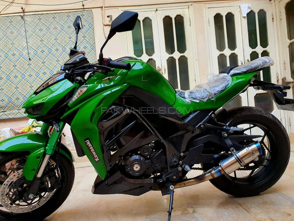 Kawasaki z1000 store 2021 price