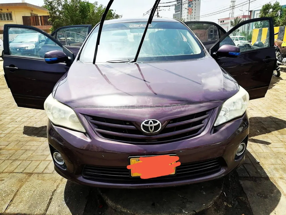 Toyota Corolla 2013 for Sale in Karachi Image-1