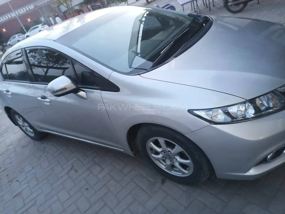 Honda Civic 2015 for Sale in Faisalabad Image-1