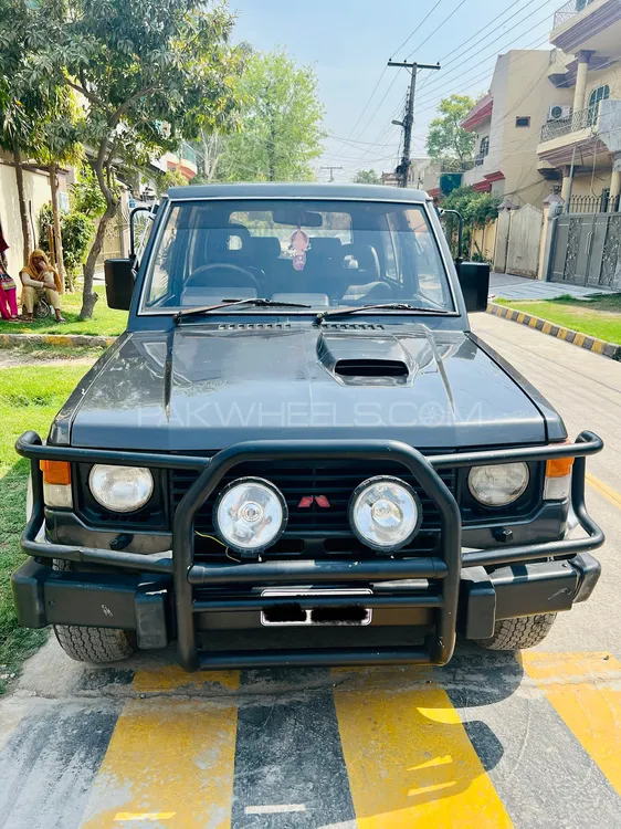 Mitsubishi Pajero 1987 for Sale in Lahore Image-1