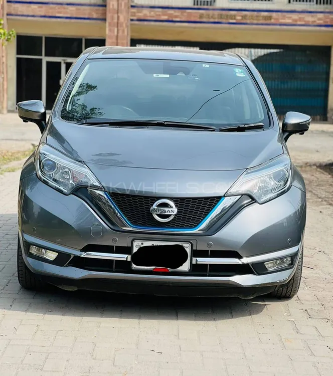 Nissan Note 2017 for Sale in Faisalabad Image-1
