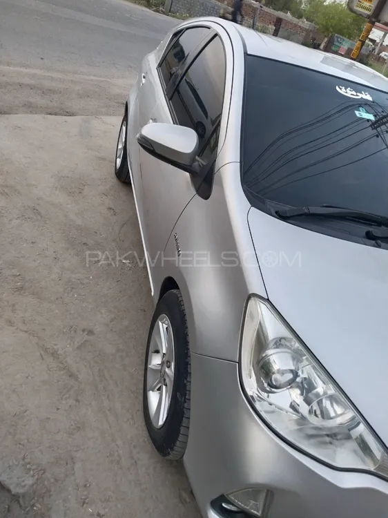 Toyota Aqua 2012 for Sale in Fateh Jang Image-1