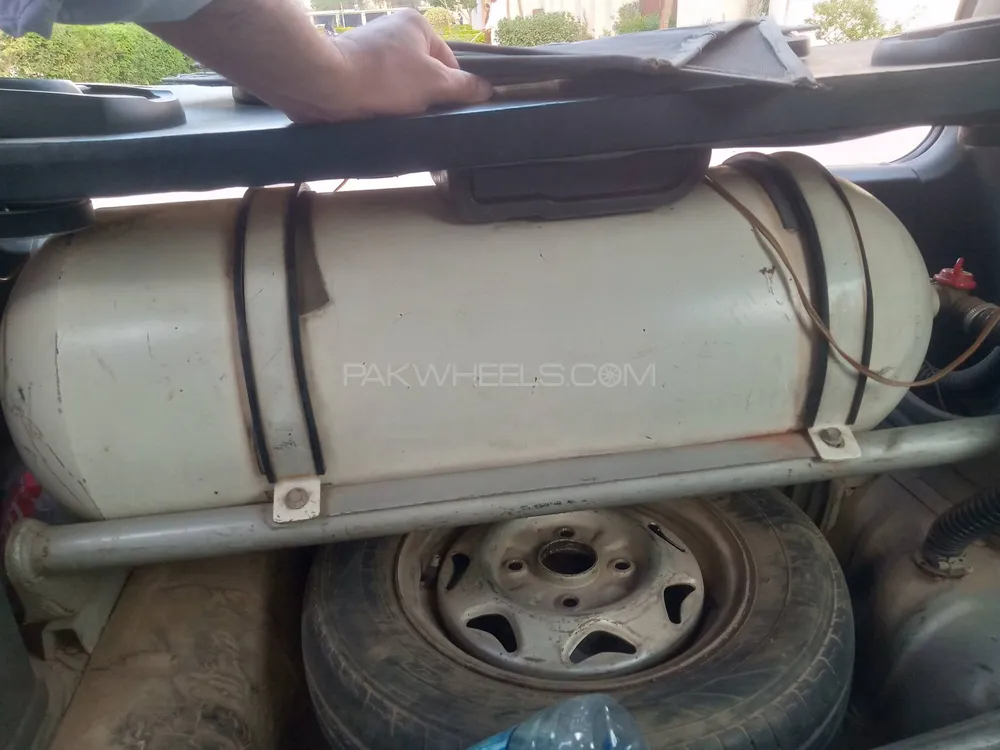 CNG Kit and Cylinder Image-1