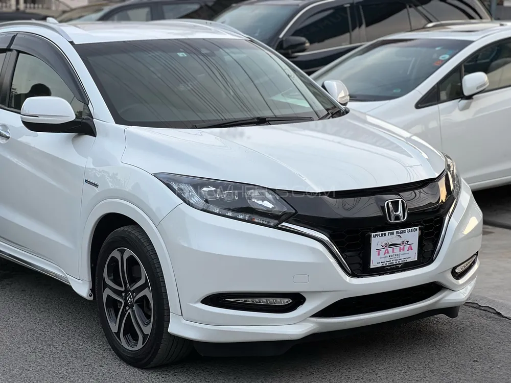 Honda Vezel 2016 for Sale in Lahore Image-1