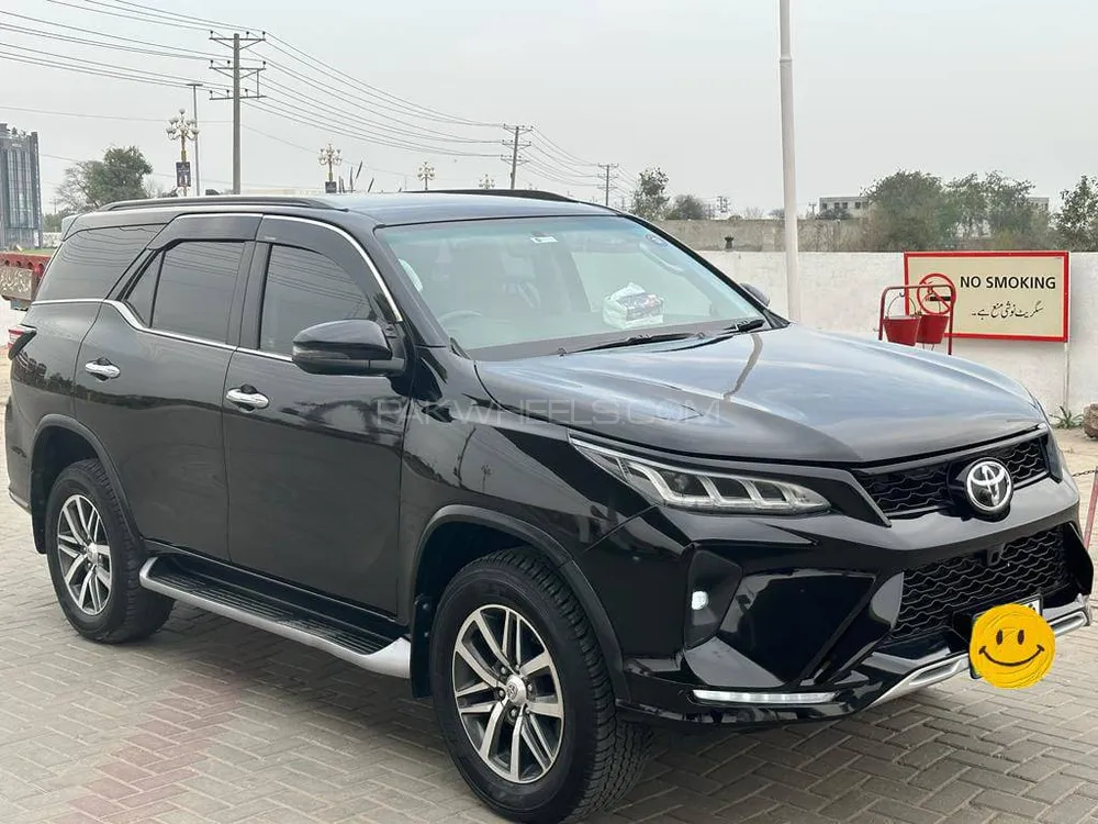Toyota Fortuner 2018 for Sale in Mandi bahauddin Image-1