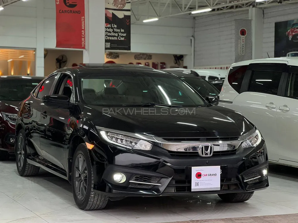 Honda Civic 2021 for Sale in Peshawar Image-1