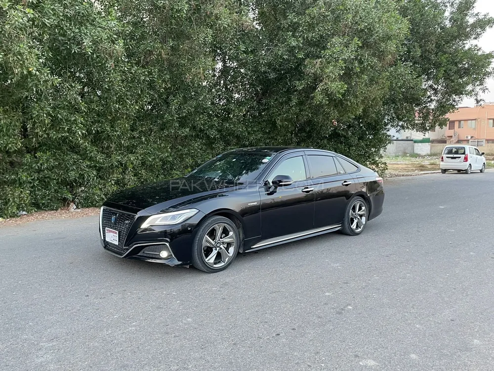 Toyota Crown 2018 for Sale in Karachi Image-1