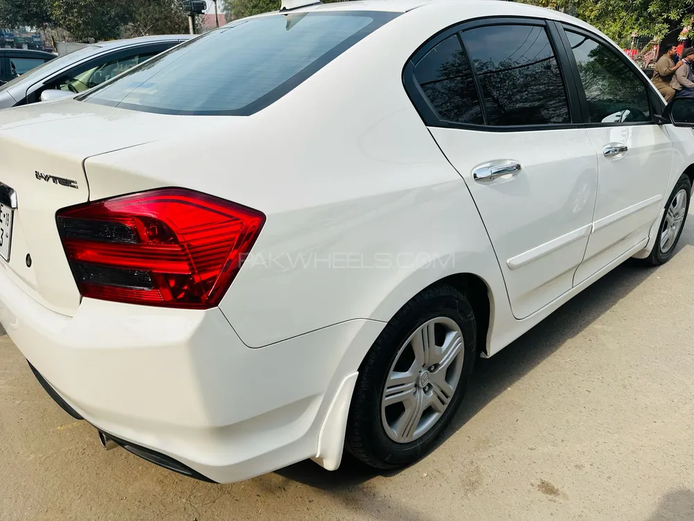 Honda City 2018 for Sale in Faisalabad Image-1