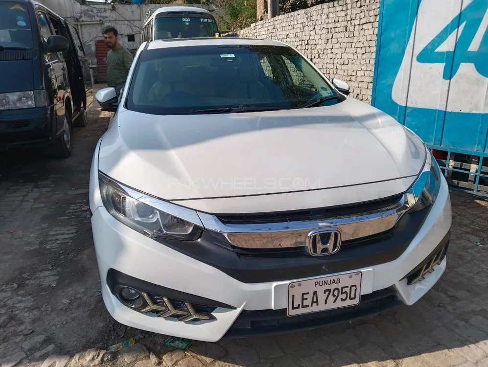 Honda Civic 2017 for Sale in Faisalabad Image-1