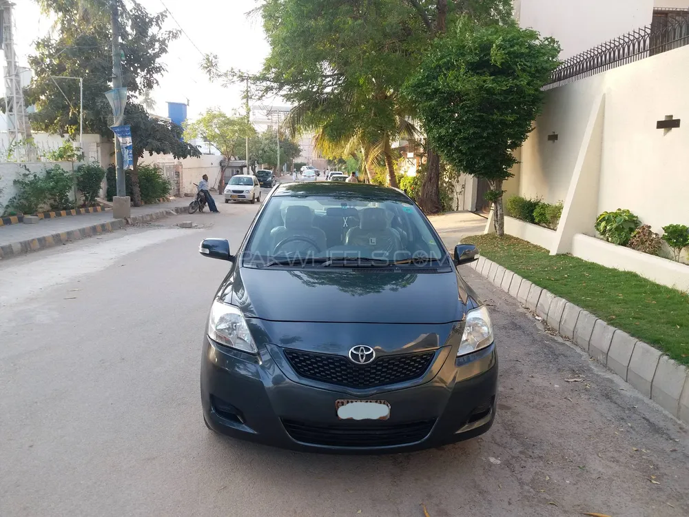 Toyota Belta 2011 for Sale in Karachi Image-1
