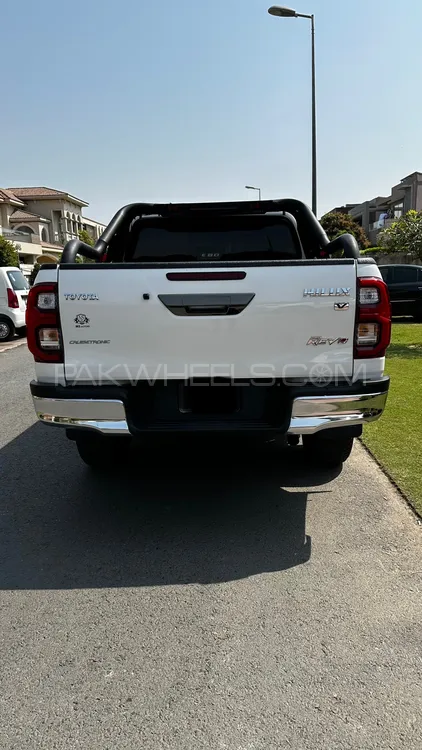 Toyota Hilux 2021 for Sale in Lahore Toyota Hilux 2021 for Sale in Lahore Image-4