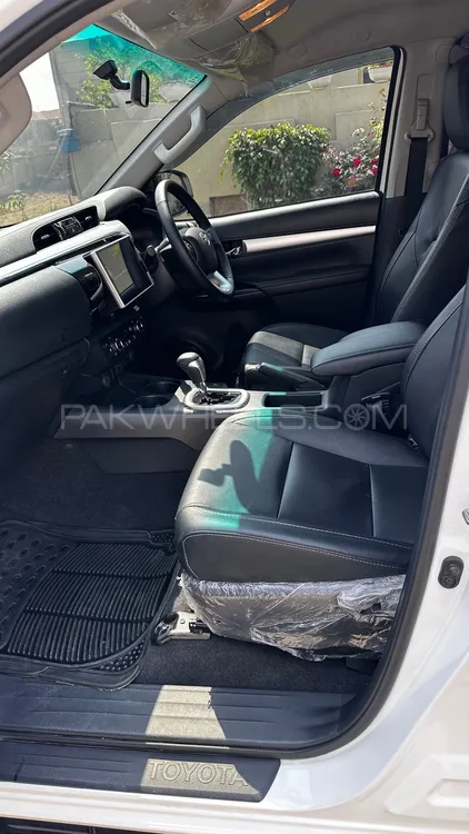 Toyota Hilux 2021 for Sale in Lahore Toyota Hilux 2021 for Sale in Lahore Image-7