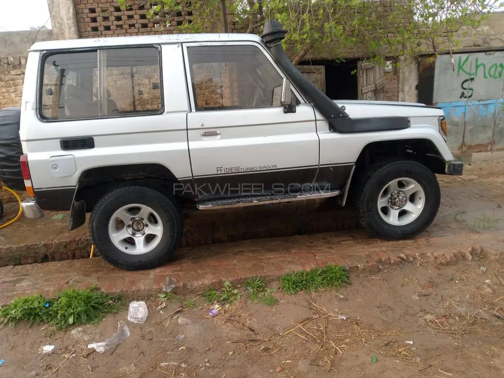 ٹویوٹا لینڈ کروزر 1992 for Sale in بھیرہ Image-1
