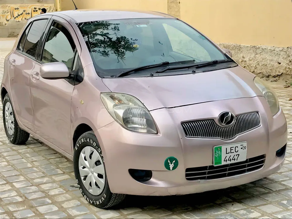 Toyota Vitz 2006 for Sale in Swabi Image-1