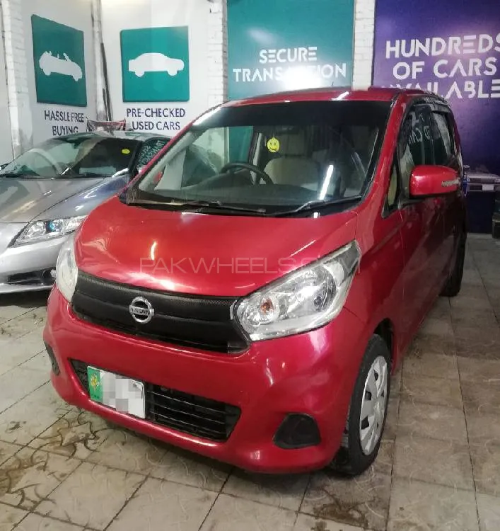 Nissan Dayz Highway Star 2017 for Sale in Lahore Image-1