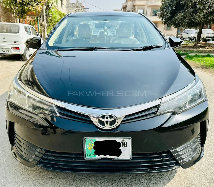 Toyota Corolla 2017 for Sale in Lahore Image-1