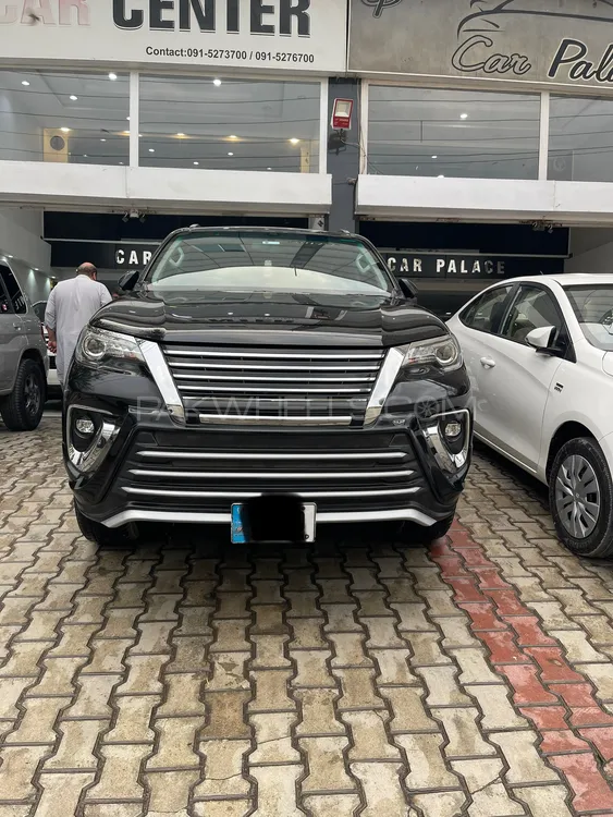 Toyota Fortuner 2018 for Sale in Peshawar Image-1