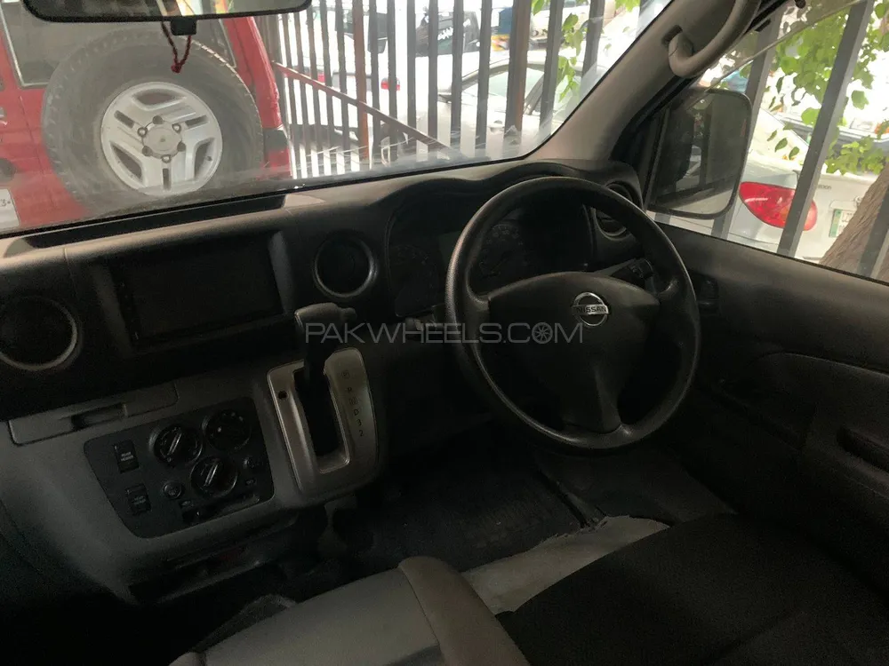 Nissan Caravan 2012 for Sale in Lahore Image-1