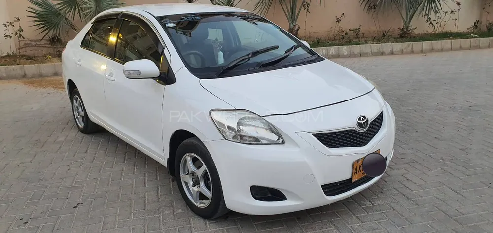 Toyota Belta 2009 for Sale in Karachi Image-1