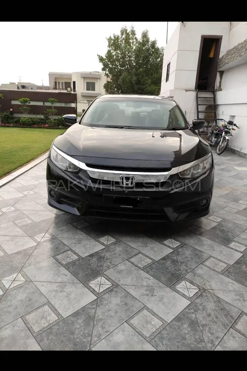 Honda Civic 2018 for Sale in Faisalabad Image-1