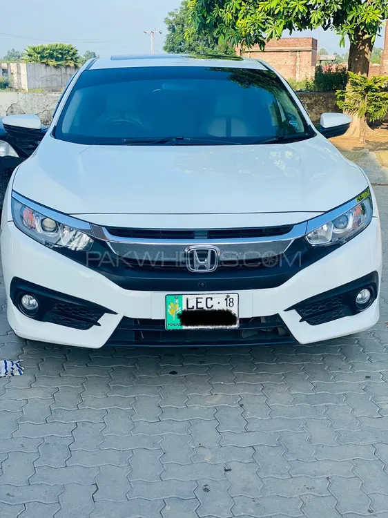 Honda Civic 2018 for Sale in Sialkot Image-1